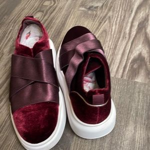 Ted Baker burgundy velvet sneakers - size 7,5